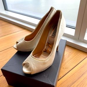 Badgley Mischka cream/blush heels, size 8.5